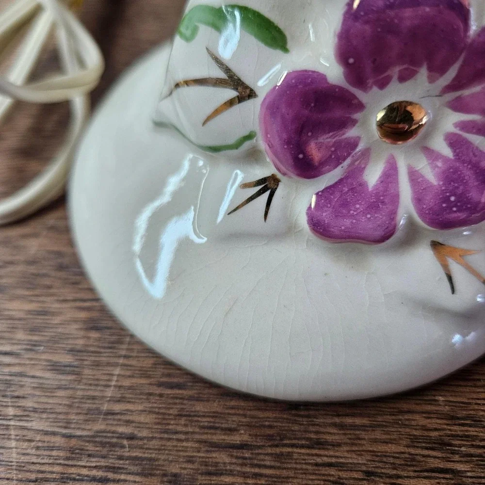Vintage Ceramic Floral Table Lamp Hand Painted Gold‎ Gilt Ivory Colorful 11 inch